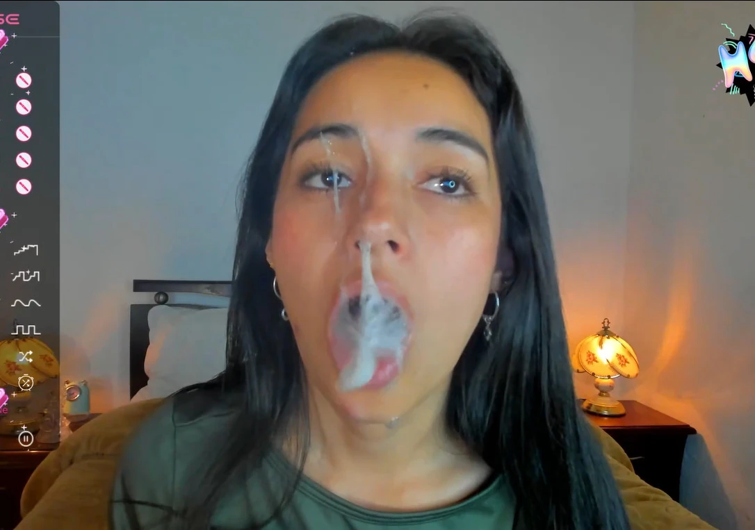 Cams Masturbate Amateur Teen Solo Young Brunette Latina